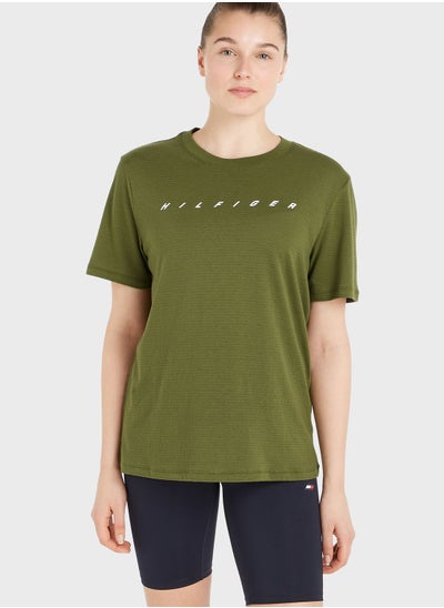 اشتري Relaxed Logo T-Shirt في الامارات