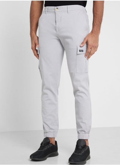 Buy Thomas Scott Men Comfort Mid-Rise Easy Wash Cargo Trousers in UAE