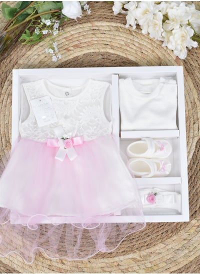 Buy Newborn Dress with Gift Box 4 Pieces in Saudi Arabia