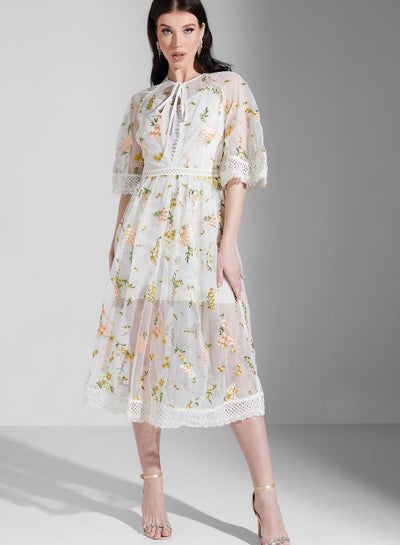 Buy Embroidery Lace Trim Angel Sleeves Midi Dress in Saudi Arabia