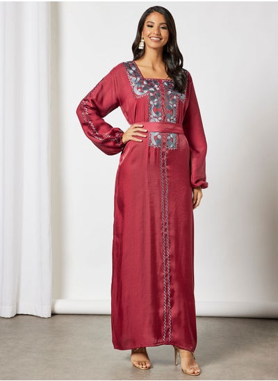 Buy Jalabiya With Abstract Embroidery and Garterised Wrist With Belt in UAE