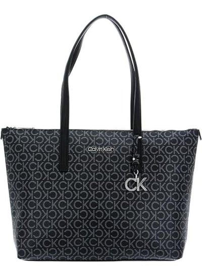 اشتري Calvin Klein innovative Leather bag for women في مصر