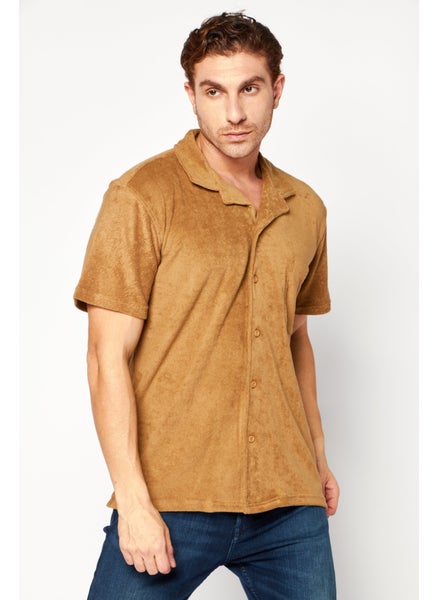 Buy Men Regular Fit Textured Short Sleeve Casual Shirt, Desert in UAE