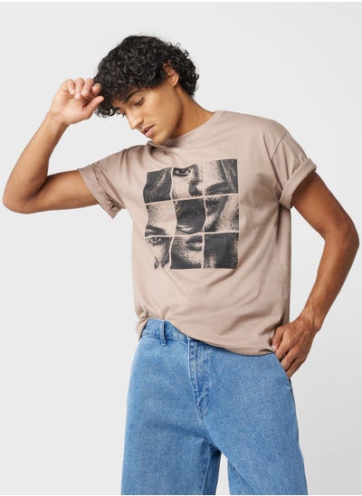 Buy Oversized Graphic Tee in Saudi Arabia