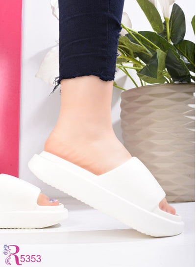 Buy White rubber women's slipper in Egypt