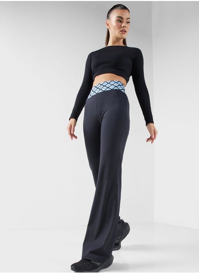 Buy Dvf Gosculpt Geo Print Gowalk Pants in UAE