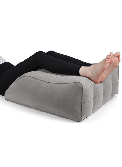 اشتري Inflatable Wedge Leg Elevation Pillow for improving Sleep Quality Pregnant Surgery and Injury Recovery 63x50x24cm في السعودية