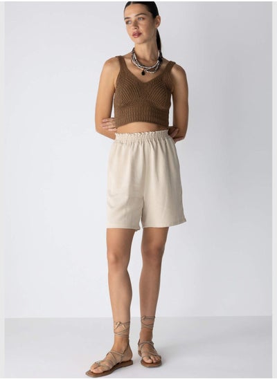 اشتري Woman Woven Bottom Short في الامارات