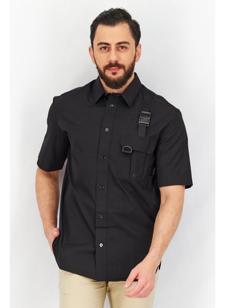 اشتري Men Loose Fit Solid Short Sleeves Casual Shirt, Pure Black في الامارات