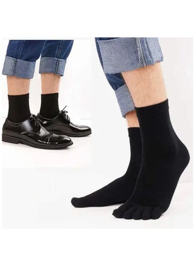 اشتري "Step into Comfort: 3 Pairs of Men's Toe Socks for Fun and Fitness!" في مصر