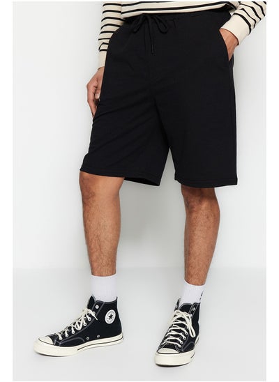 اشتري Basic Men's Black Oversize/Wide Cut Rubber Waisted Lace Up Shorts في مصر