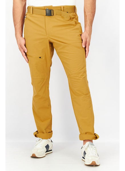 اشتري Men Regular Fit Solid Belted Cargo Pants, Brown في السعودية