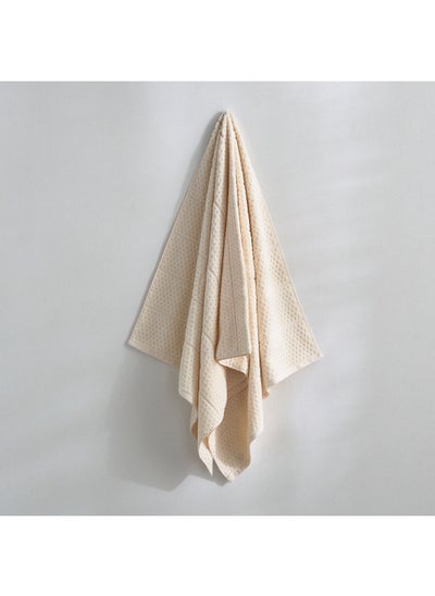 اشتري Cloud Soft Serene Zero Twist Textured Bath Towel 140 x 70 cm في الامارات