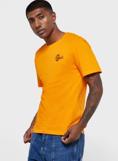 اشتري Graphic Crew Neck T-Shirt في الامارات