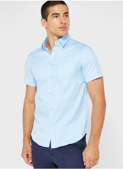 Buy Solid Slim Fit Short Sleeve Casual Shirt in UAE