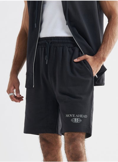 Buy Drawstring Closure And Pockets Shorts in Saudi Arabia