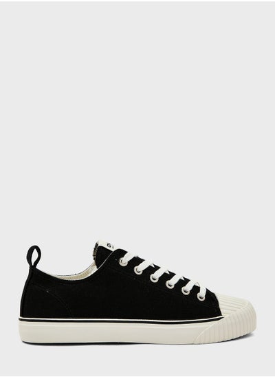 Buy Sunny-13 Low Top Sneakers in UAE