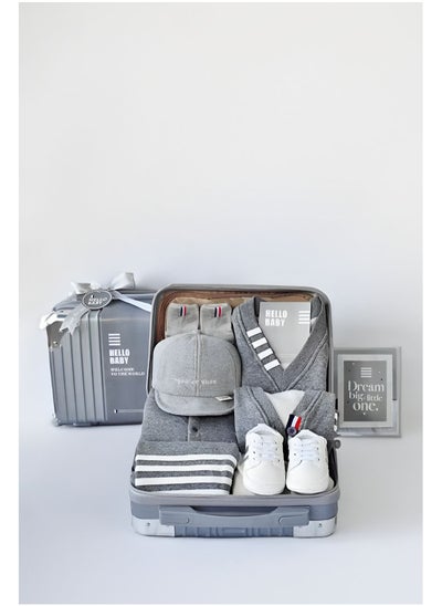 اشتري Newborn Baby Giftset with Jumpsuit and Shirts for Boys and Girls في الامارات