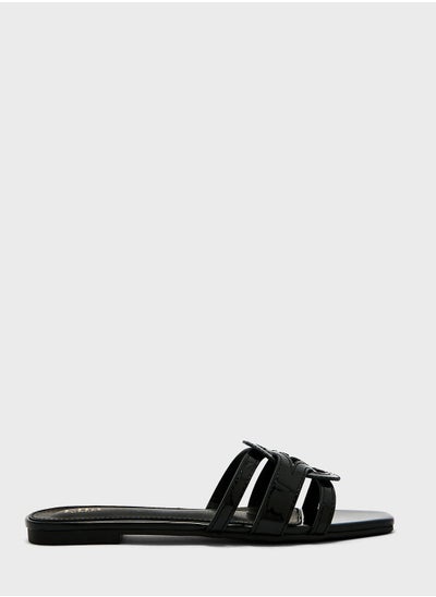 Buy Woven Circle Detail Flat Sandal in UAE