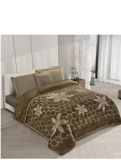 Buy Soft textured blanket, double, winter, 6 kg, size 200*230 cm in Saudi Arabia