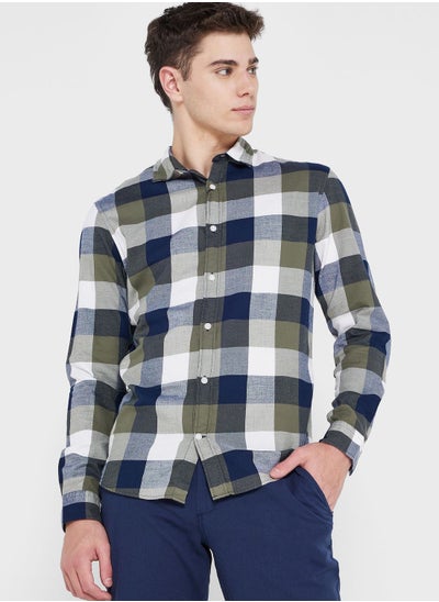 Buy Checkered Slim Fit Shirt in UAE