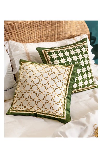 Buy 2Pck Cushion Cover 45x45 cm Green Velvet Luxury Style Cushion Covers 45 x 45 cm Geometric Pattern Cushion Cover 18x18 Inch Green Premium Soft Decorative Cushion Living Room Grid in Saudi Arabia