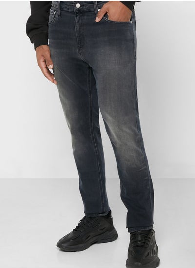 Buy Skinny Fit Jeans in UAE