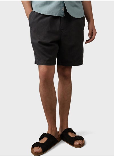 اشتري Drawstring Trekker Shorts في الامارات