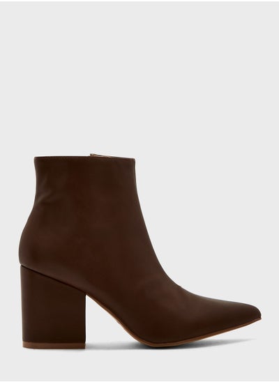 اشتري Heeled Ankle Boots في الامارات