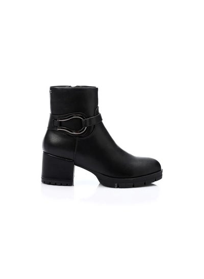 اشتري Women's buckled round toe half boots في مصر