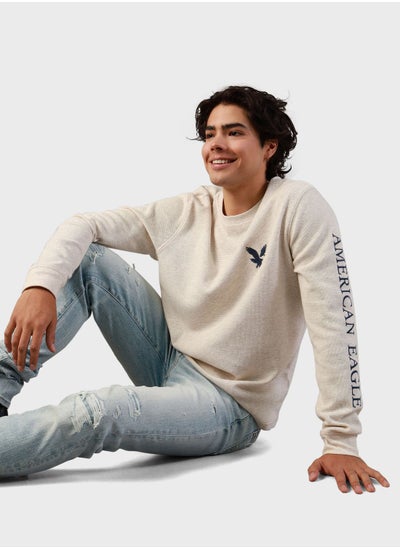 اشتري Logo Graphic Sweatshirt في الامارات