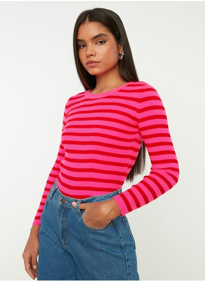 اشتري Red Basic Striped Knitwear Sweater TWOAW21KZ0942 في مصر