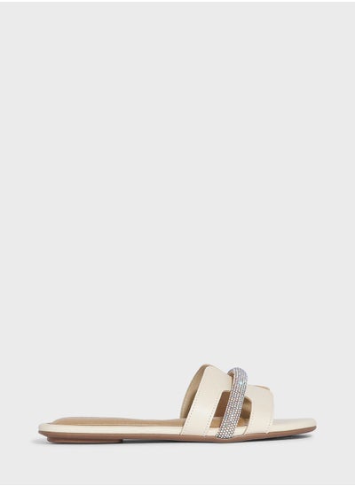 اشتري Zara Single Strap Flat Sandals في الامارات