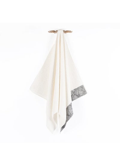 اشتري Leaf Bath Towel, Beige - 500 Gsm, 140X70 Cm في الامارات