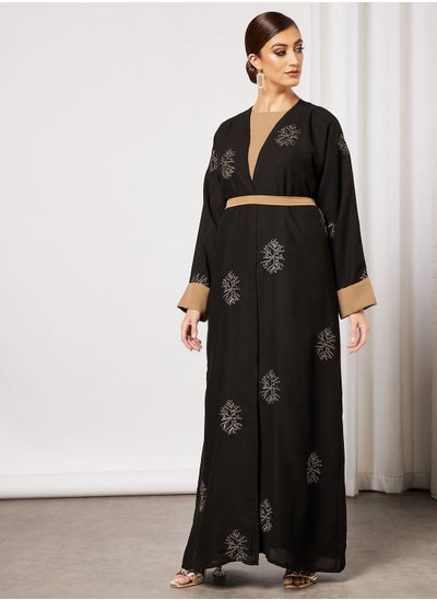 Buy Abaya With  Floral Embroidery in UAE