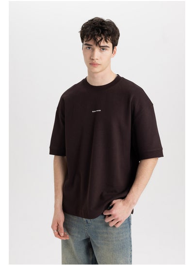 Buy Man Loose Fit Crew Neck Short Sleeve Knitted T-Shirt in Egypt