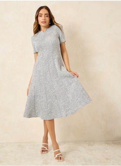 اشتري Jacquard Notch Neck A-Line Midi Dress في السعودية