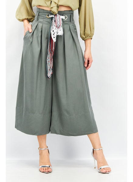 Buy Women Solid Belted 7/8 Loose Pants, Olive in UAE