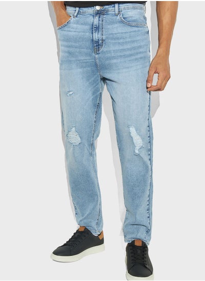 اشتري Light Wash Ripped Jeans في الامارات