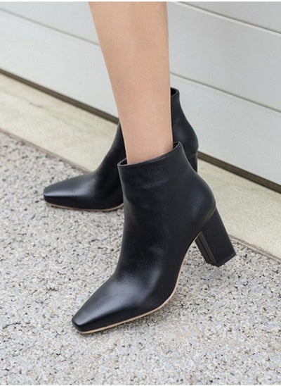 اشتري Square Toe Ankle Boots Black في الامارات