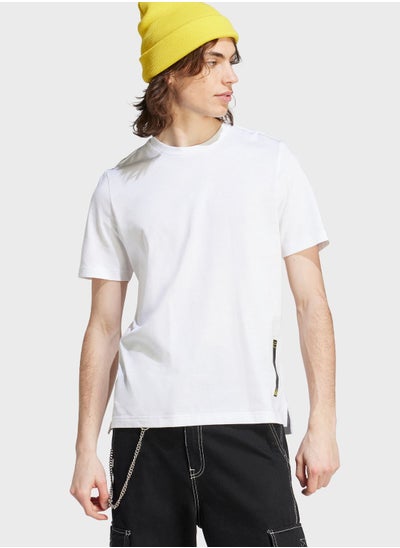 Buy Sportswear City Escape Split-Hem T-Shirt in Saudi Arabia