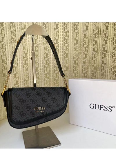 اشتري حقيبة كتف صغيرة من GUESS بطبعة مونوغرام 4G في السعودية