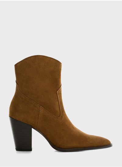 Buy Larson Zipped Ankle Boots in Saudi Arabia