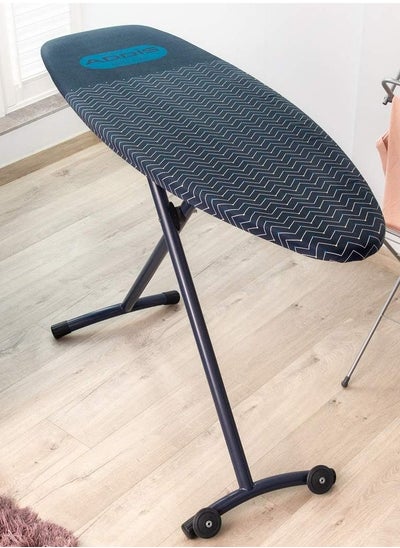 اشتري Deluxe Extra-large Family Ironing Board With an integrated Heat Pad and Wheels 135 x 46cm في الامارات