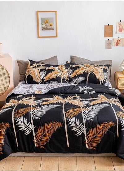 اشتري Reversible Comforter set of 4 pieces 220*240cm Palm Leaves Design Black and White Color. في الامارات