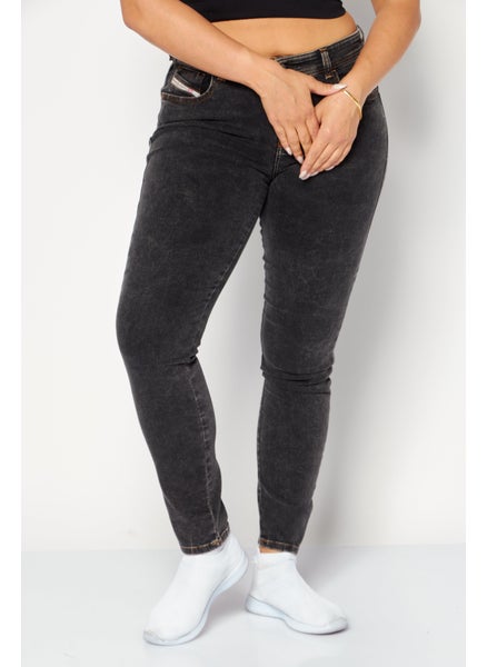 Buy Women Skinny Fit Dark Wash Stretchable Denim, Black in UAE