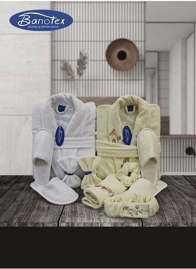 Buy Bath robe set made of 100% cotton fabric consisting of 11 pieces 1 men's robe 1 women's robe 4 slippers 2 loofahs a hair towel a hair band and a bandana free size multicolored in Saudi Arabia