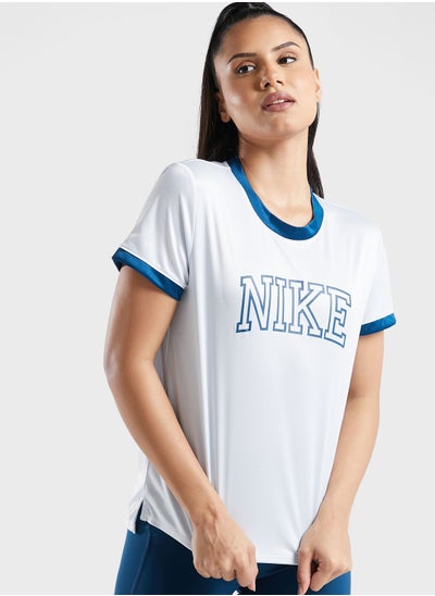 Buy Dri-Fit Swoosh Run T-Shirt in UAE