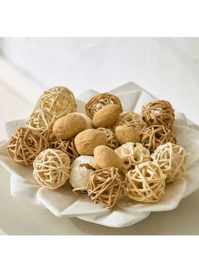 اشتري Medley Assorted Decorative Balls in Bag 4 x 4 x 1 cm في السعودية