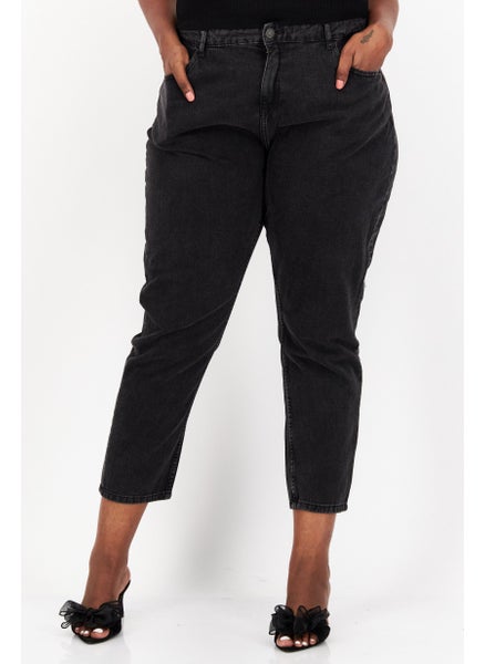 Buy Women Mom Fit Washed Non-Stretchable Jeans, Black in UAE